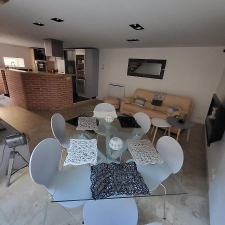Agreable Maison De Ville A Villefranche Sur Saone المظهر الخارجي الصورة